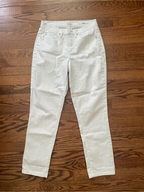 NWOT Nicole Miller White Cropped Slim Ankle Jeans